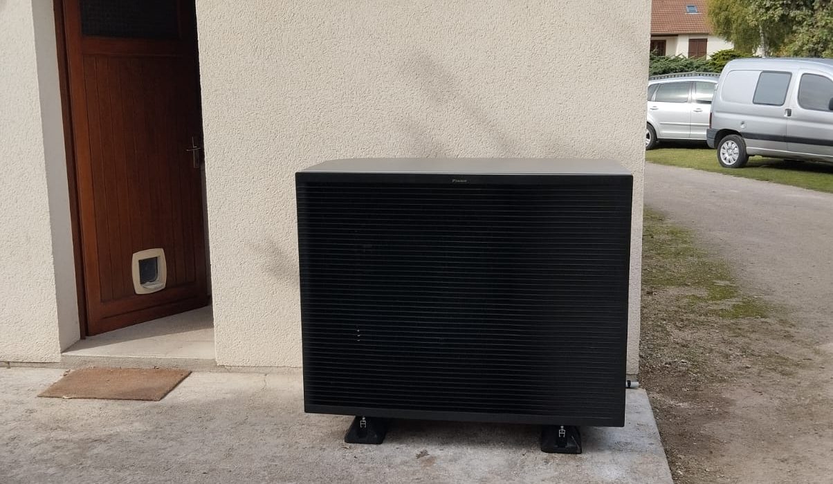 Installation d’une pompe à chaleur air/eau à Saran 45770